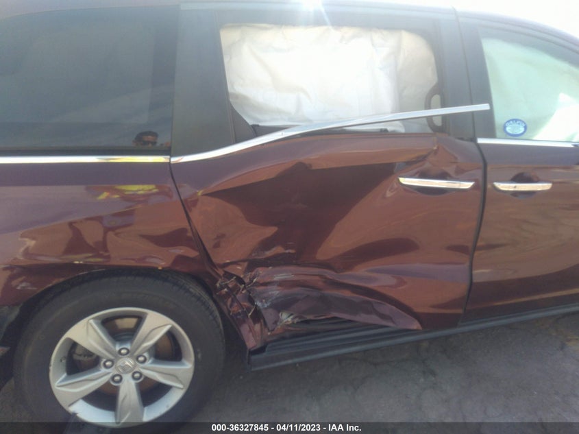 VIN 5FNRL6H72JB010325 2018 HONDA ODYSSEY EX-L