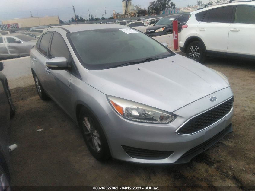 2015 FORD FOCUS SE - 1FADP3F20FL325462