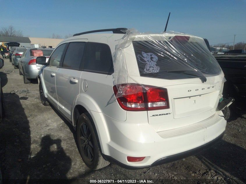 VIN 3C4PDCBBXKT738106 2019 DODGE JOURNEY SE