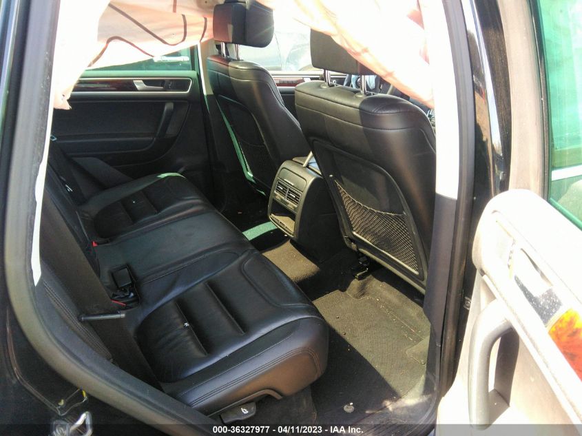 2013 VOLKSWAGEN TOUAREG LUX WVGEF9BP8DD011938