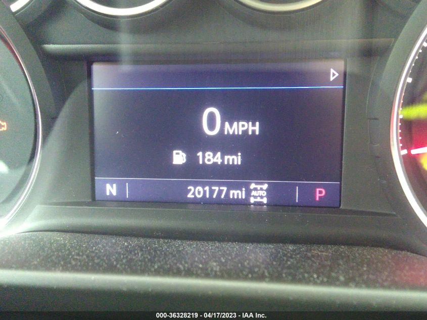 2021 CHEVROLET SILVERADO 1500 LT - 1GCUYDED5MZ142892