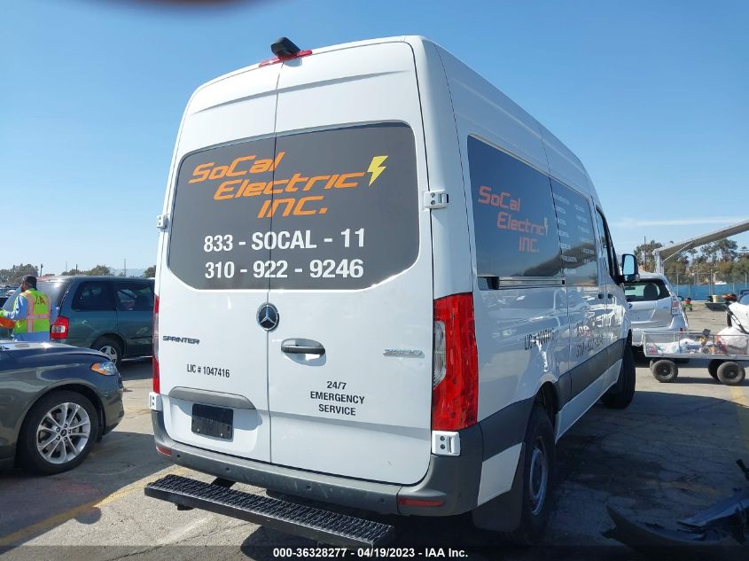 2022 MERCEDES-BENZ SPRINTER CARGO VAN W1Y4EBHY5NT098680