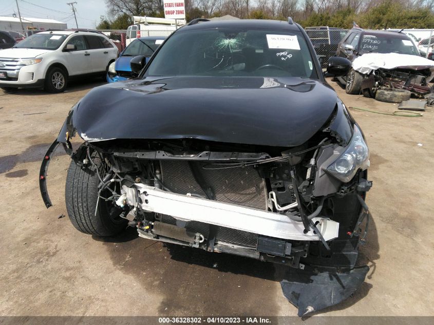 2015 INFINITI QX70 JN8CS1MW5FM483552