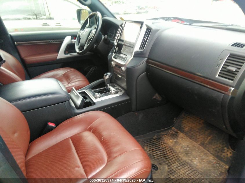 2018 TOYOTA LAND CRUISER - JTMCY7AJ0J4072381
