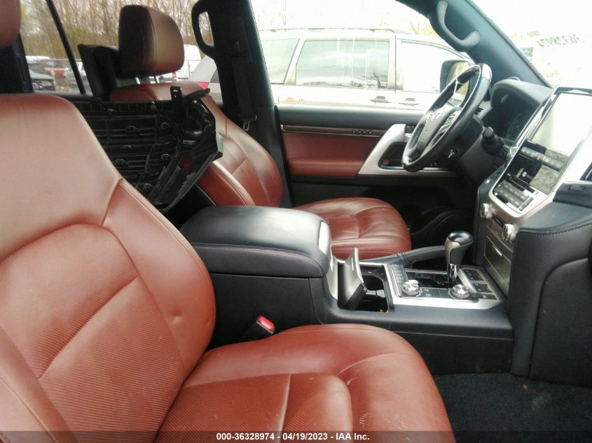 2018 TOYOTA LAND CRUISER - JTMCY7AJ0J4072381