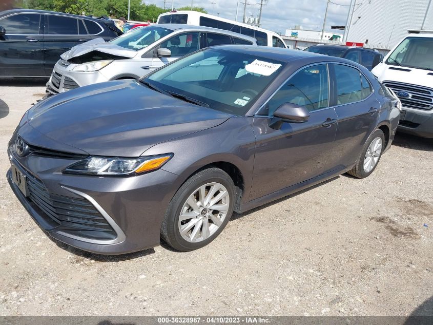 2022 TOYOTA CAMRY LE - 4T1C11AK8NU635513