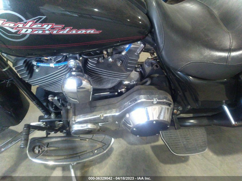 2005 HARLEY-DAVIDSON FLHRI - 1HD1FBW105Y612978