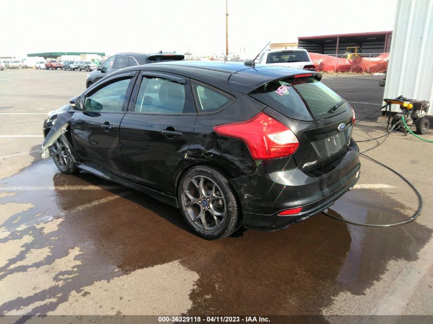 2014 FORD FOCUS SE - 1FADP3K21EL185975