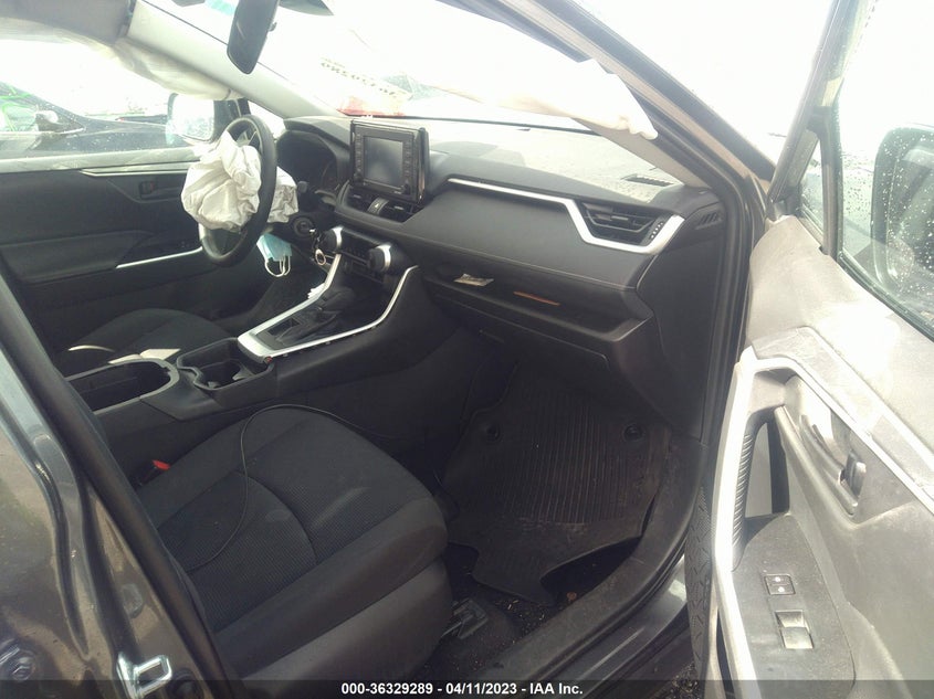 VIN 2T3H1RFV7MC150391 2021 TOYOTA RAV4 LE