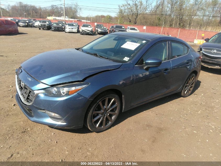 2018 MAZDA MAZDA3 4-DOOR TOURING 3MZBN1V38JM264954