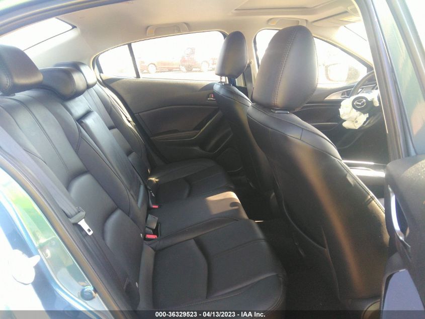 2018 MAZDA MAZDA3 4-DOOR TOURING 3MZBN1V38JM264954