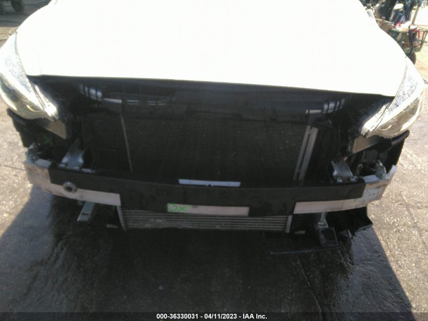 2019 INFINITI QX30 LUXE SJKCH5CP6KA010327