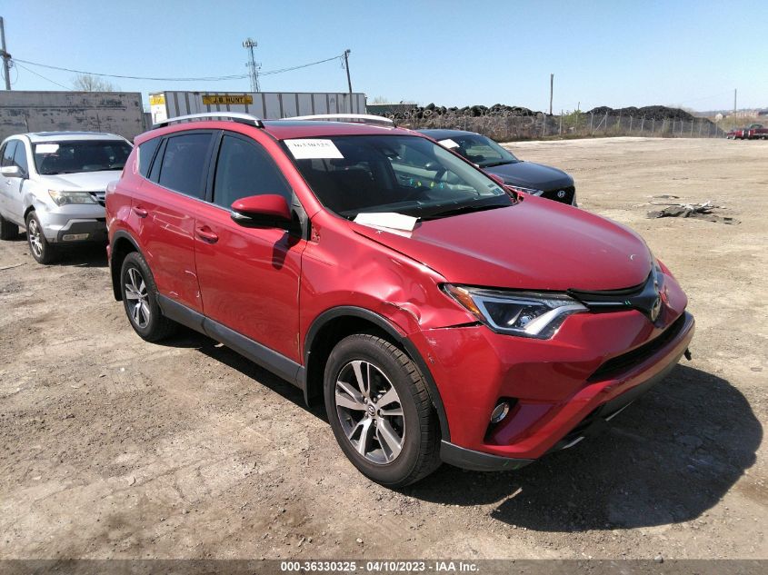 2017 TOYOTA RAV4 XLE - JTMRFREV5HJ116962