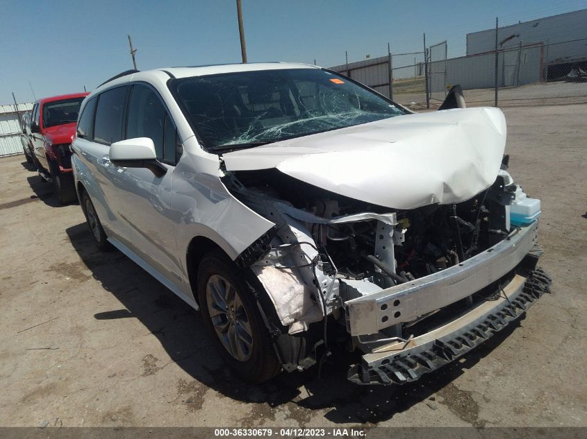 2021 TOYOTA SIENNA XLE - 5TDYRKEC1MS040825