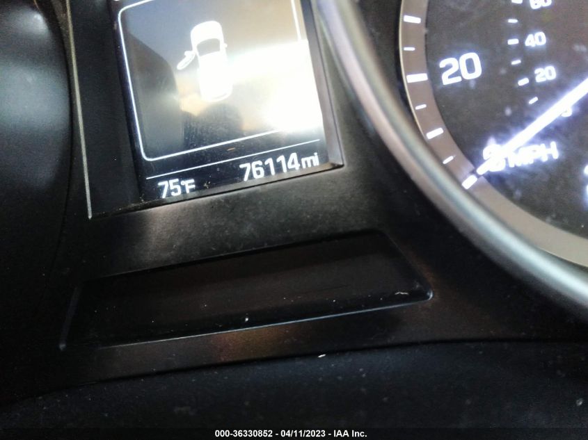 2017 HYUNDAI SANTA FE SE - KM8SMDHF8HU256724