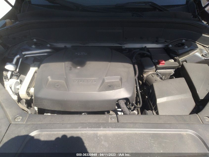 2016 VOLVO XC90 T6 MOMENTUM - YV4A22PK5G1015600