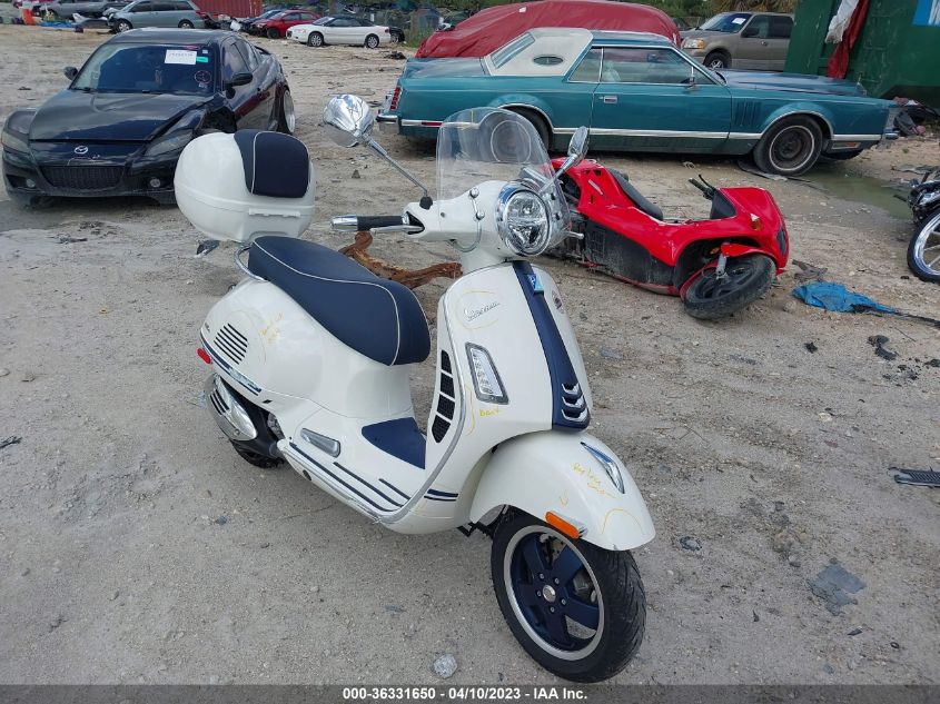 2019 VESPA GTS 300 SUPER ZAPMA39M7L5100558
