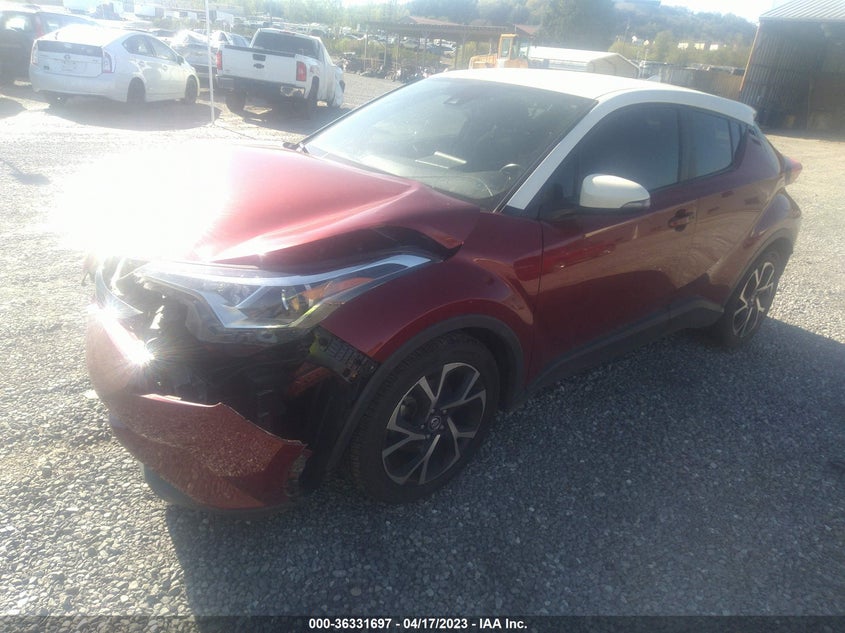 VIN JTNKHMBX4J1008564 2018 TOYOTA C-HR XLE