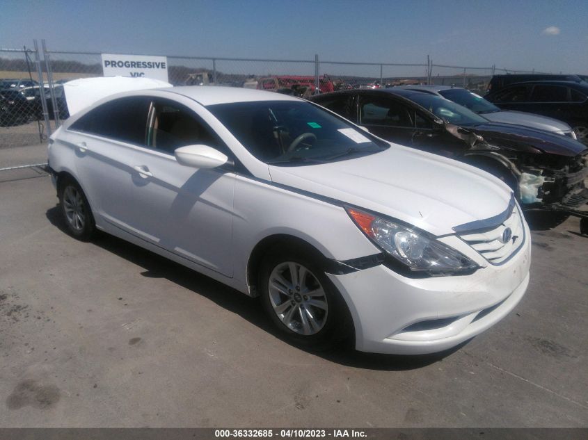 2013 HYUNDAI SONATA GLS - 5NPEB4AC5DH647325