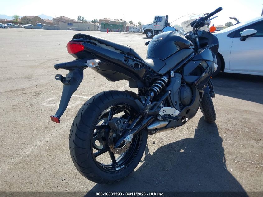 2011 KAWASAKI EX650 C - JKAEXEC1XBDA67278