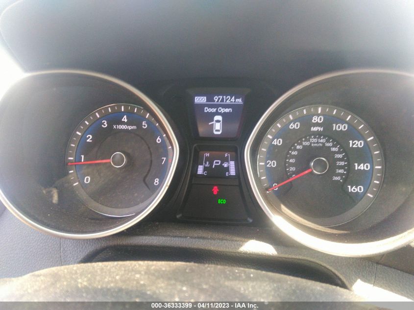2013 HYUNDAI ELANTRA GT W/BLUE INT - KMHD35LE5DU054224