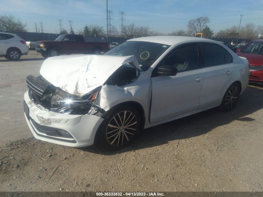 2016 VOLKSWAGEN JETTA SEDAN 1.8T SPORT - 3VWD17AJ1GM285570