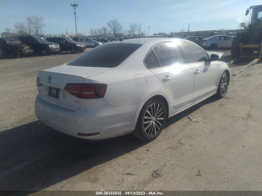 2016 VOLKSWAGEN JETTA SEDAN 1.8T SPORT - 3VWD17AJ1GM285570