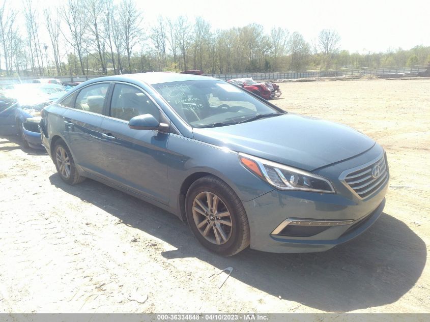 2015 HYUNDAI SONATA 2.4L SE - 5NPE24AF2FH178837