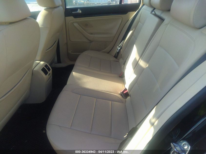 2013 VOLKSWAGEN JETTA SPORTWAGEN TDI - 3VWPL7AJ9DM669230