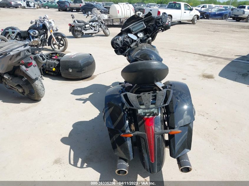 2014 VICTORY MOTORCYCLES CROSS ROADS 8-BALL 5VPBA36N2E3032238