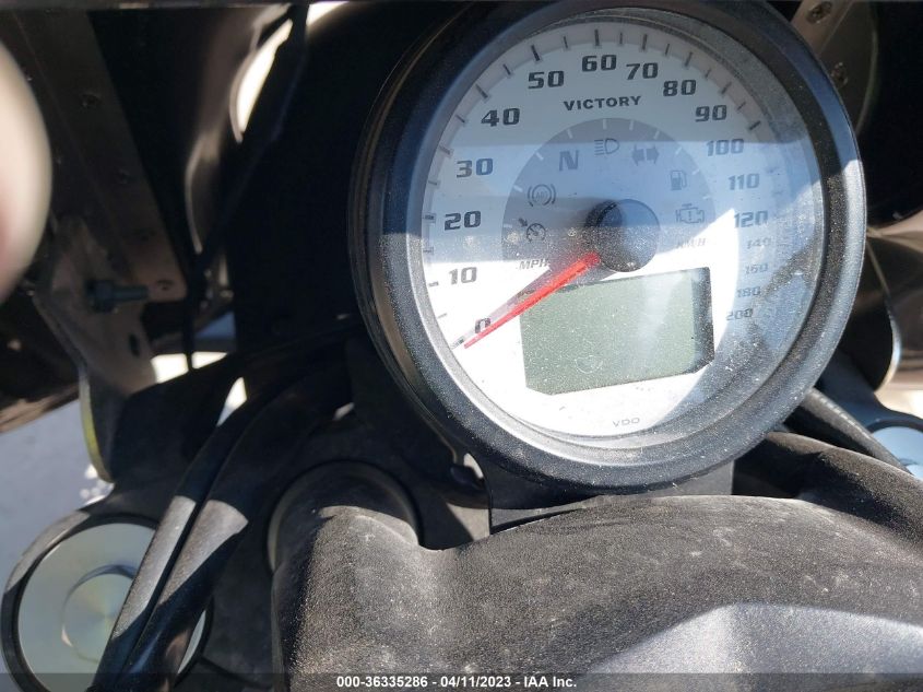 2014 VICTORY MOTORCYCLES CROSS ROADS 8-BALL 5VPBA36N2E3032238