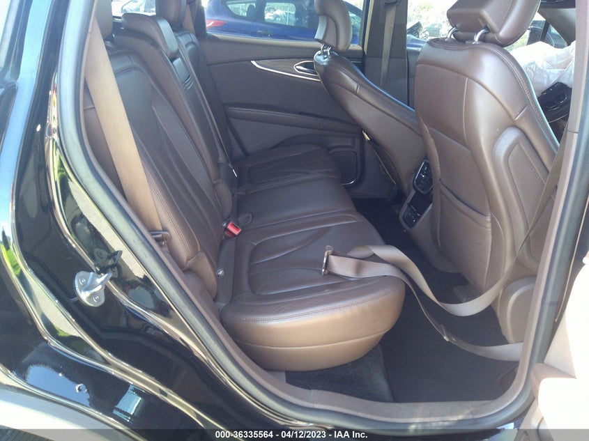 VIN 2LMPJ6LRXHBL15486 2017 LINCOLN MKX RESERVE