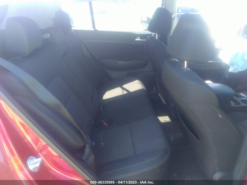 VIN KNDPMCAC4K7600320 2019 KIA SPORTAGE LX