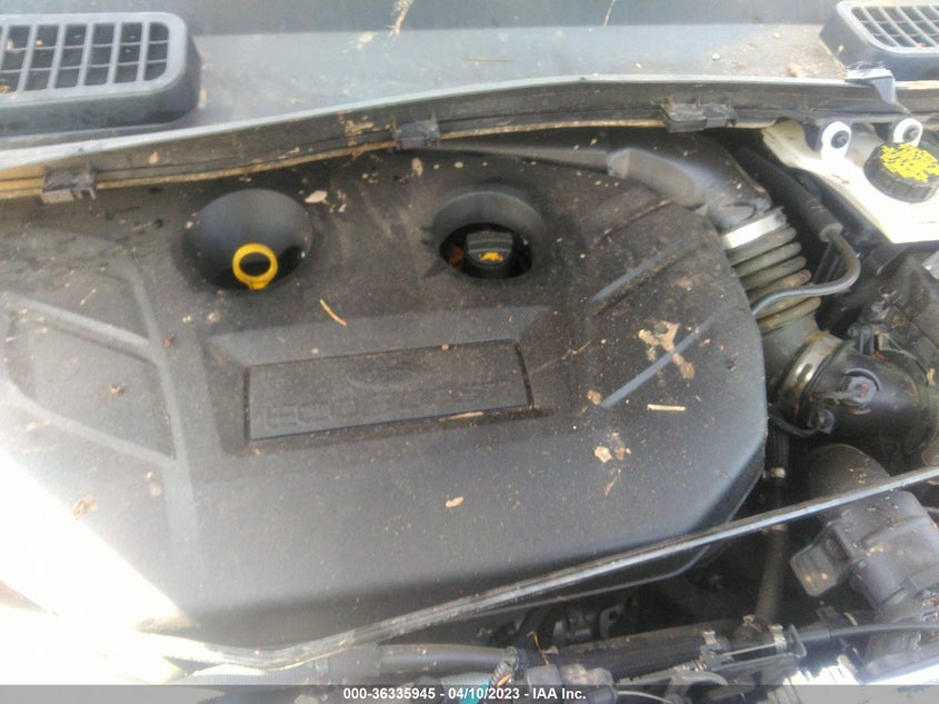 VIN 1FMCU9J94JUD03646 2018 FORD ESCAPE TITANIUM