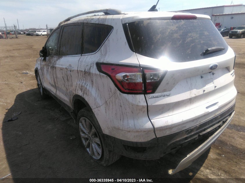 VIN 1FMCU9J94JUD03646 2018 FORD ESCAPE TITANIUM