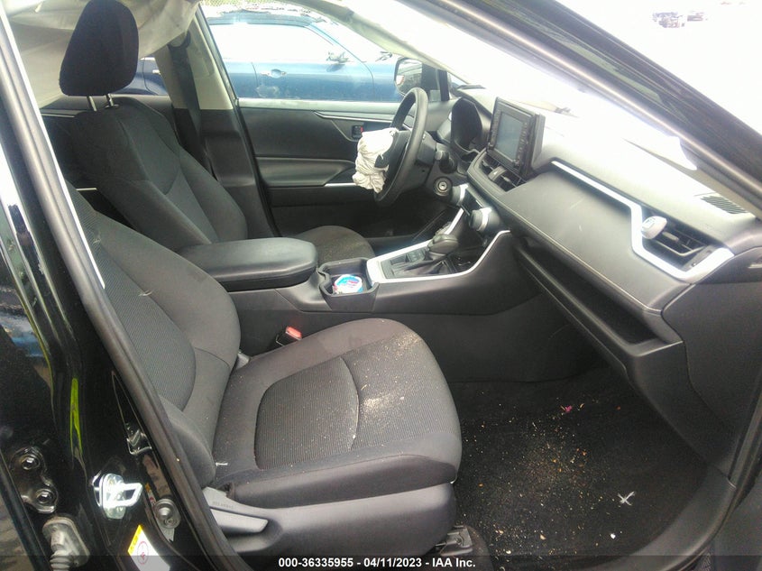 VIN 2T3F1RFV3KW025682 2019 TOYOTA RAV4 LE