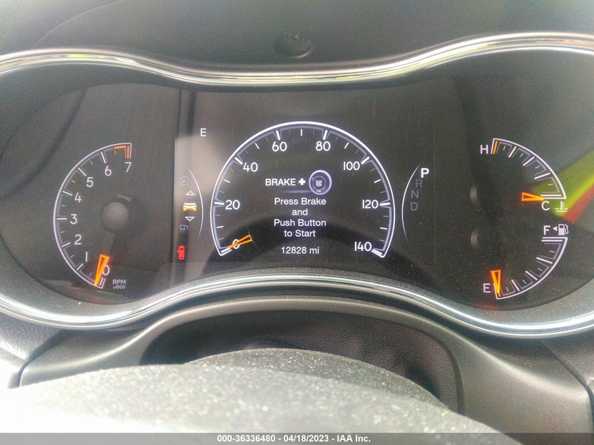 VIN 1C4RJFAG1MC759604 2021 JEEP GRAND CHEROKEE LAREDO X