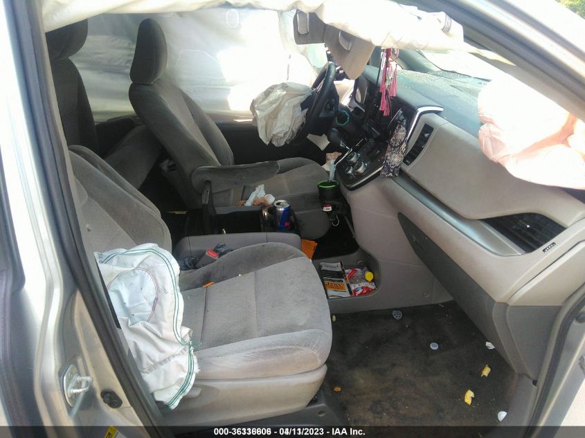 2017 TOYOTA SIENNA LE - 5TDKZ3DCXHS801659