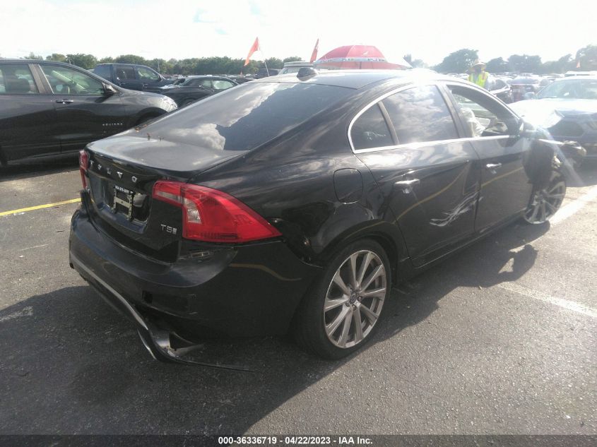 2017 VOLVO S60 INSCRIPTION PLATINUM - LYV402HM8HB120938