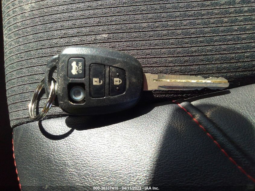 2016 TOYOTA CAMRY SE - 4T1BF1FK2GU201581