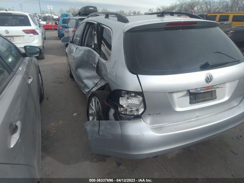 2013 VOLKSWAGEN JETTA SPORTWAGEN TDI W/SUNROOF & NAV - 3VWPL7AJ7DM632810