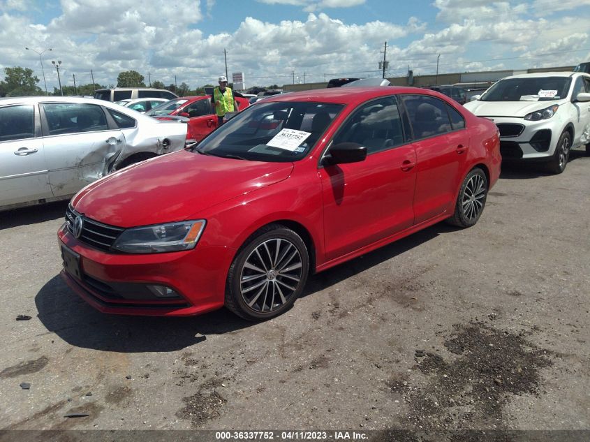 2015 VOLKSWAGEN JETTA SEDAN 1.8T SPORT - 3VWD17AJ6FM427846