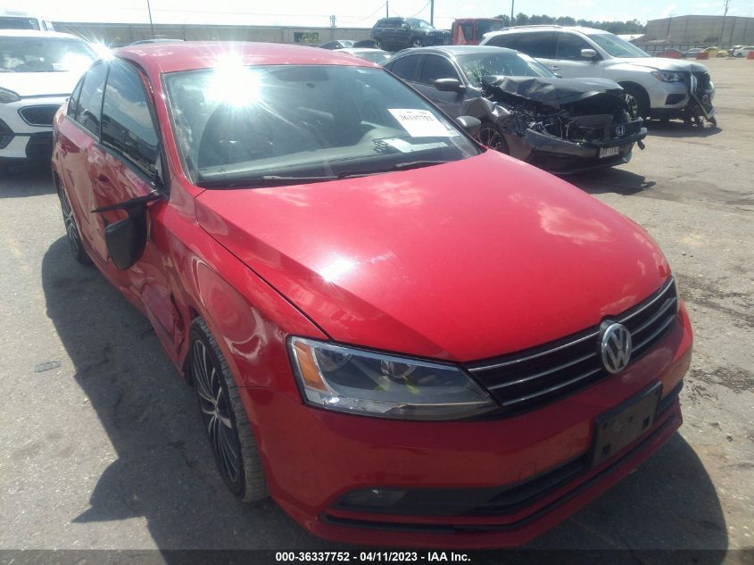 2015 VOLKSWAGEN JETTA SEDAN 1.8T SPORT - 3VWD17AJ6FM427846