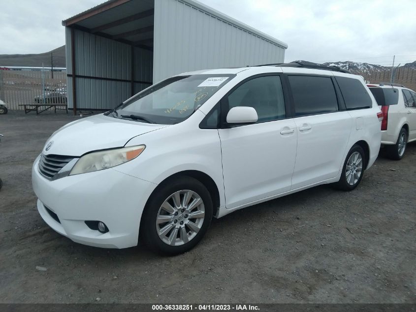 2013 TOYOTA SIENNA XLE/LTD - 5TDDK3DC2DS053092