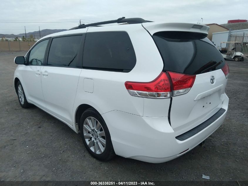 2013 TOYOTA SIENNA XLE/LTD - 5TDDK3DC2DS053092