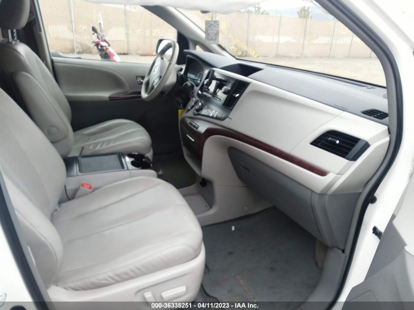 2013 TOYOTA SIENNA XLE/LTD - 5TDDK3DC2DS053092