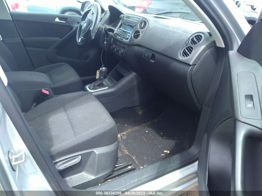 2013 VOLKSWAGEN TIGUAN S - WVGBV7AX6DW546721