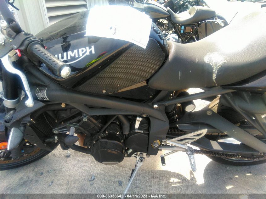2009 TRIUMPH MOTORCYCLE STREET TRIPLE 675 SMTD01NEX9J408915