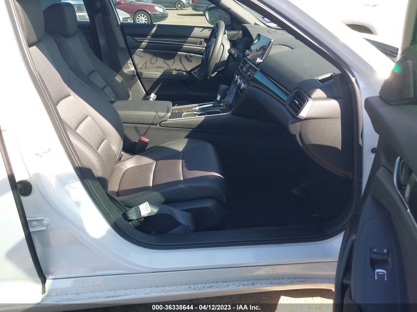 VIN 1HGCV1F37NA106552 2022 HONDA ACCORD SEDAN SPORT