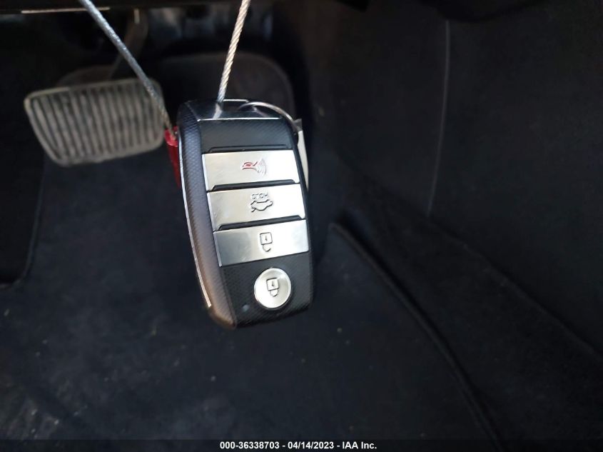 2019 KIA OPTIMA S - 5XXGT4L39KG361165